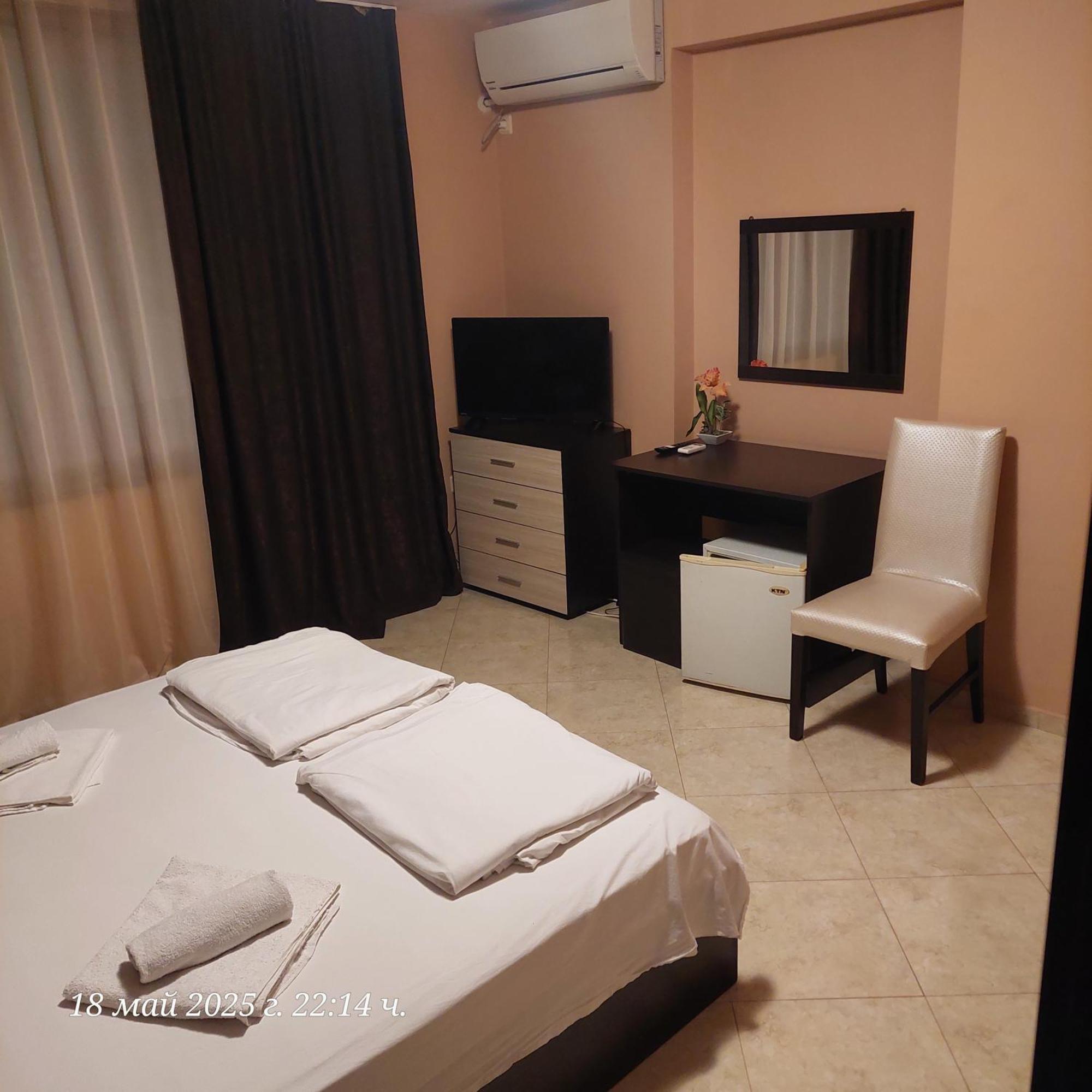 פומורי Hristovi Apartments & Studios מראה חיצוני תמונה