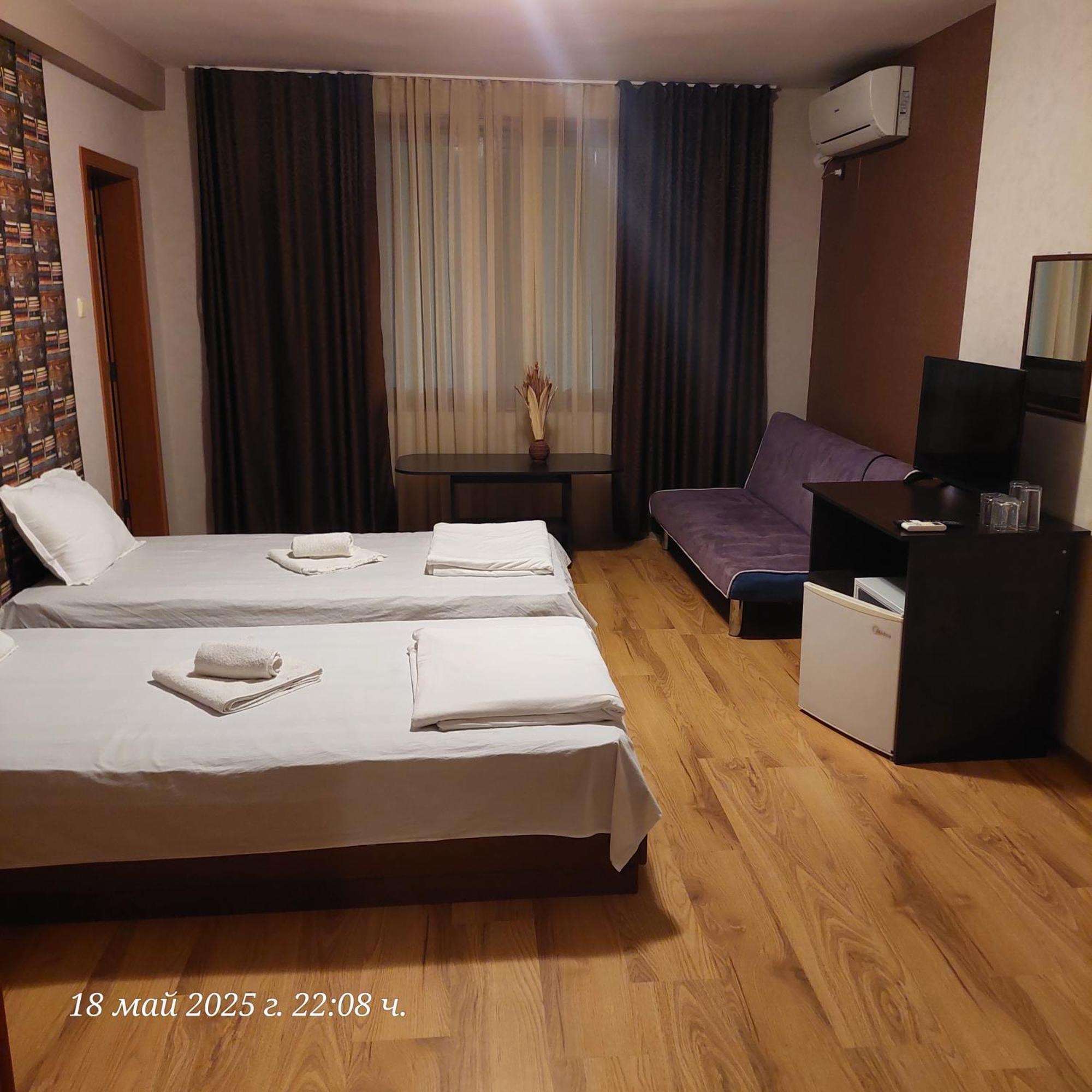 פומורי Hristovi Apartments & Studios מראה חיצוני תמונה